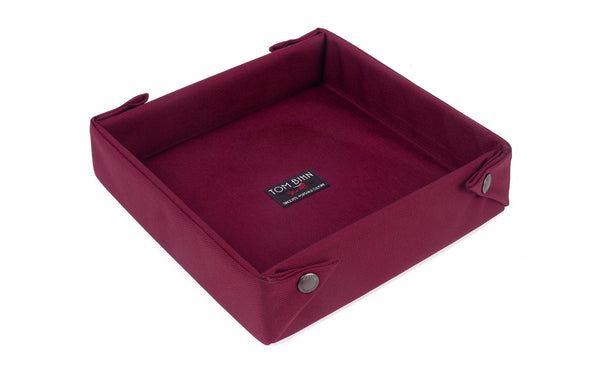 A Medium Tray Bien in Red Blend.